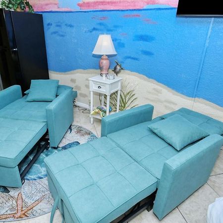 Waterfront Room, Heated Pool, Tiki Bar & Grill Σεϊρασότα Εξωτερικό φωτογραφία