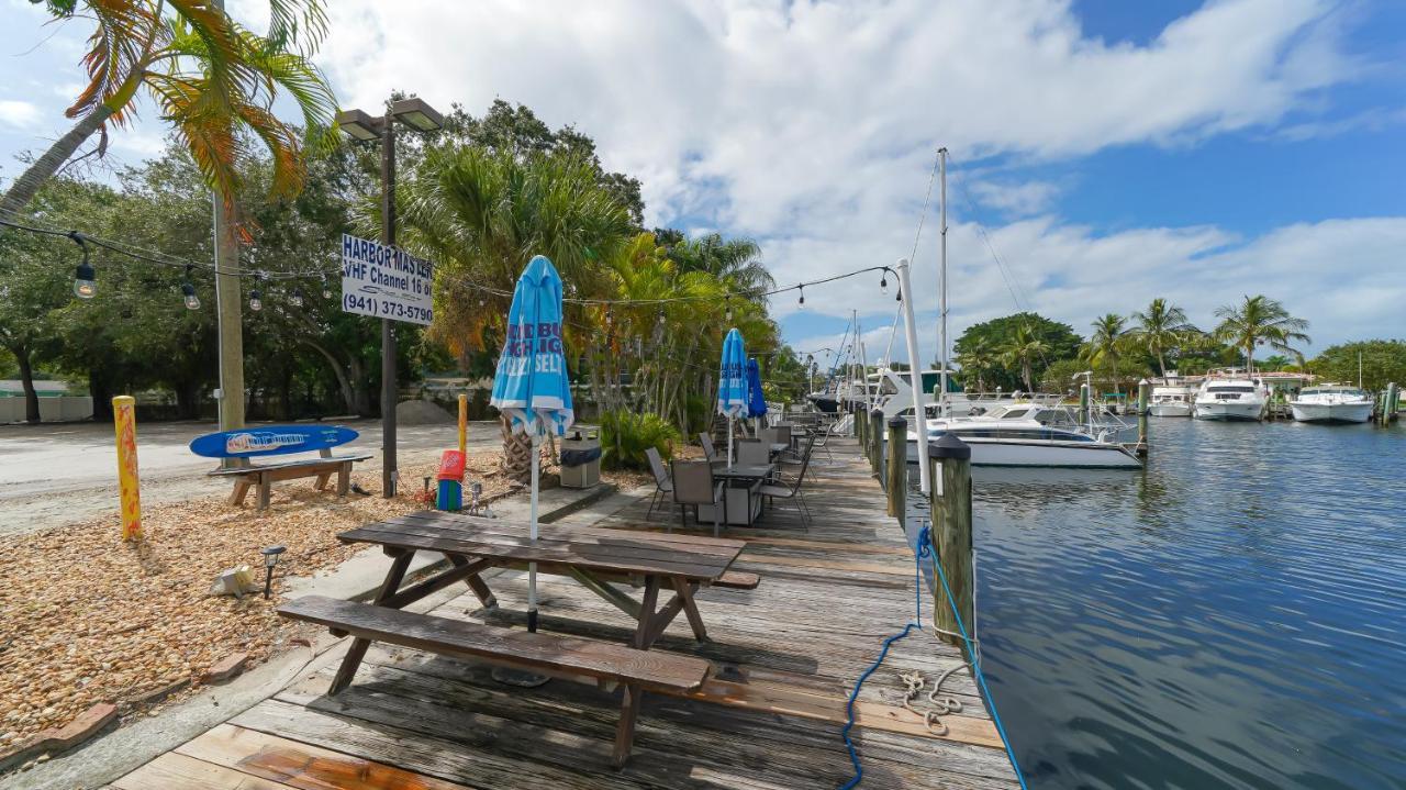 Waterfront Room, Heated Pool, Tiki Bar & Grill Σεϊρασότα Εξωτερικό φωτογραφία
